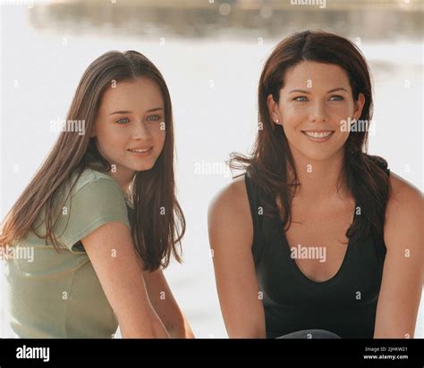 Gilmore Girls Hi Res Stock Photography And Images Alamy