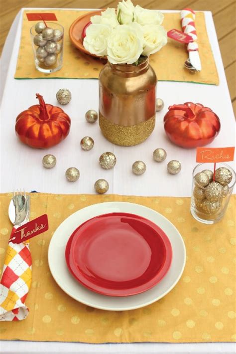 Easy Thanksgiving Place Settings | Place settings thanksgiving, Thanksgiving table settings 