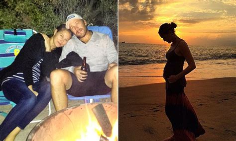 Bode Miller S Wife Shows Off Baby Bump Daily Mail Online
