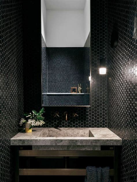 15 Bathrooms That Prove Black Is The Opposite Of Boring In 2020 Small
