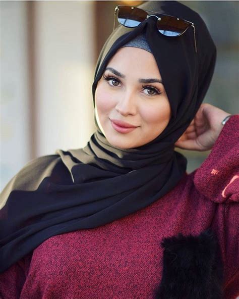 Beautiful Muslim Women I Saw Hijabi Hijab Fashion Girl Photos First Time