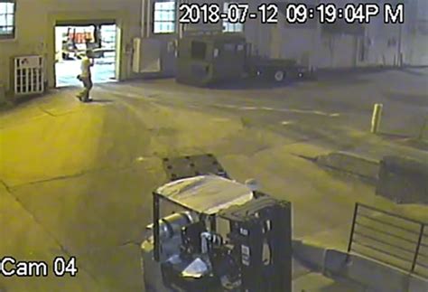 Thief Breaks Into Sidewalk Deli Steals Money Salisbury Post
