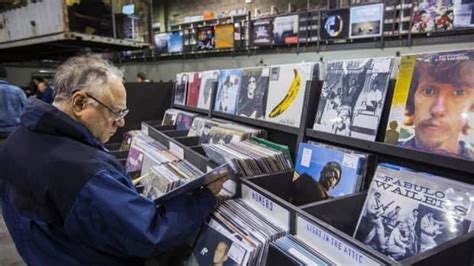 Junos 2015 Albums Spinning Toward Irrelevance Say Insiders Cbc News