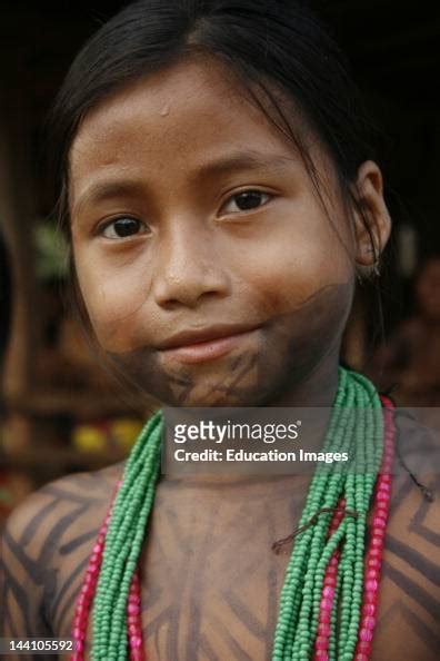 Panama Embera Indigenous Girl In The Darien Nachrichtenfoto Getty