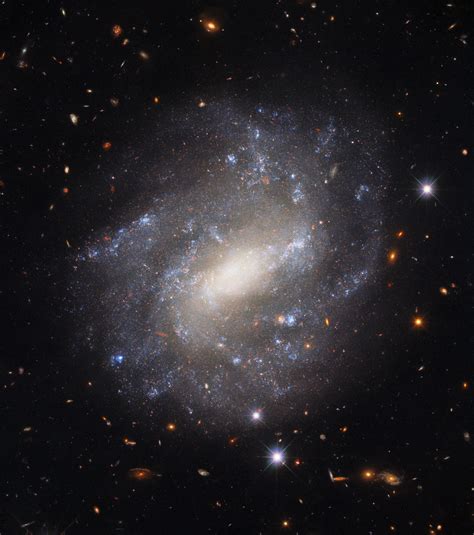 Hubble Space Telescope Views Lonely Spiral Galaxy Sci News