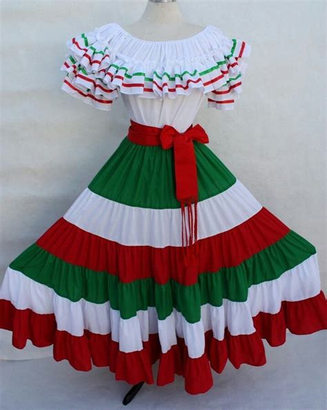 Classic Mexican Dress Traditional Mexican Dress Mexican Quinceanera