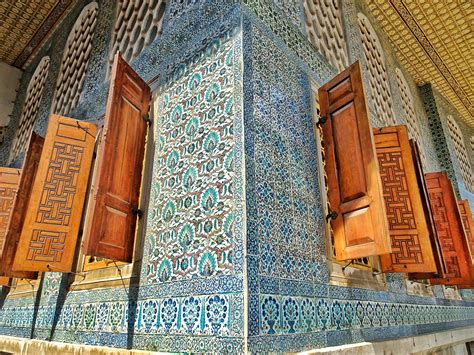 The Topkapi Palace And Its Harem The Sultans Heaven On Earth In