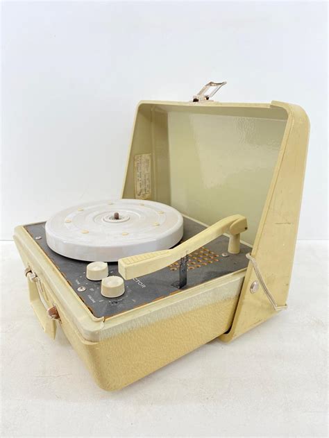 Lot Vintage Rca Victor Portable Record Player Vgpo7u