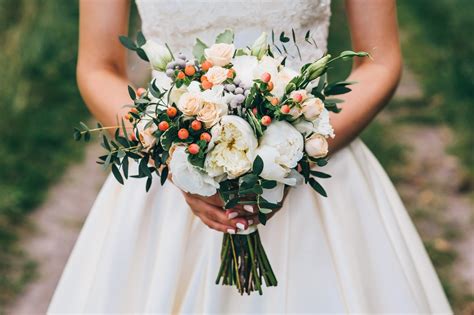 Modern Wedding Flower Ideas For Weddingplanner Co Uk