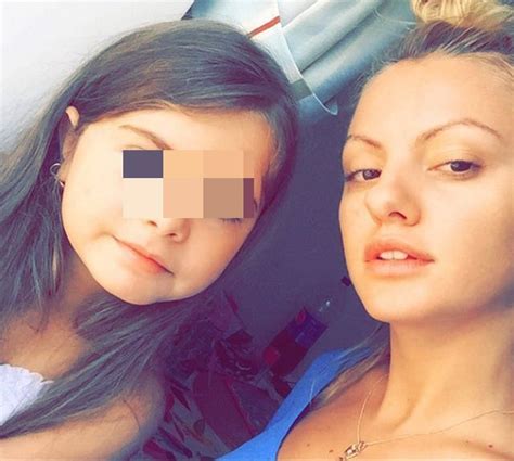 Marțea neagră cu iulia albu. Alexandra Stan, NEMACHIATĂ. Imaginea mult aşteptată de ...