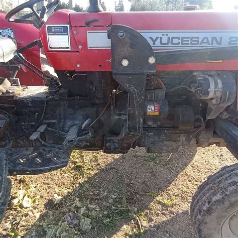 Tracteur Agricole 240 Massey Ferguson Tayara