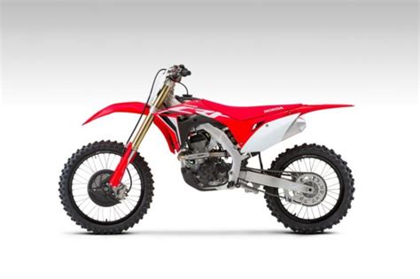 And no bike is built to help them for taller riders there's the crf150r expert, with bigger wheels, a longer swingarm and higher seat. Honda CR-F 2020 : premières infos, premières photos ...