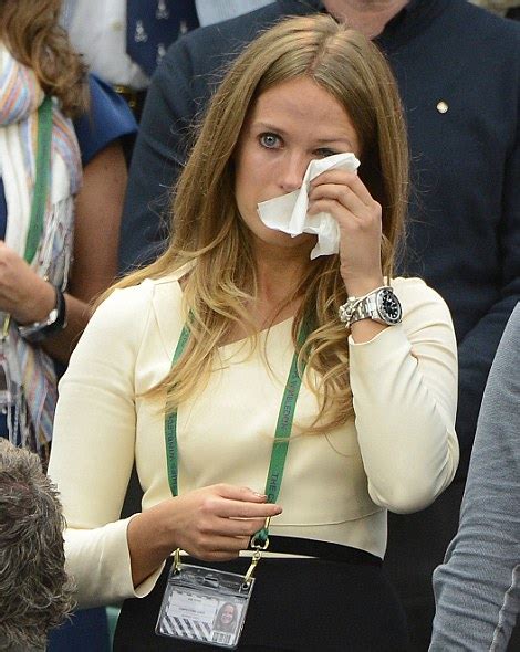 Sullivan andy murray discussing her girlfriend in an interview youtube. Humble Andy Murray crying after Wimbledon finals