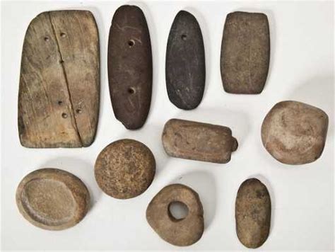 10 Native American Stone Tools