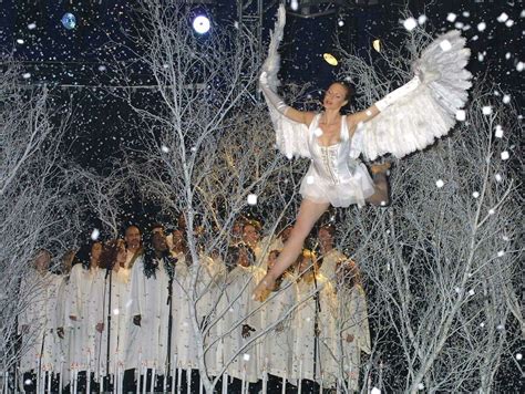 Victoria S Secret Angel Wings Through The Years