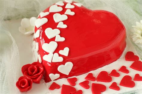 Birthday love valentine cake images. valentine day cake heart shape | Geburtstagstorte