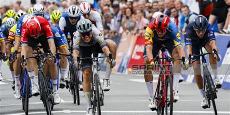 Tour De Vend E Volata Vincente Di Arnaud Demare Ultima Volata Per