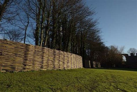 Burnham Willow Specialists In Woven Willow Fencing