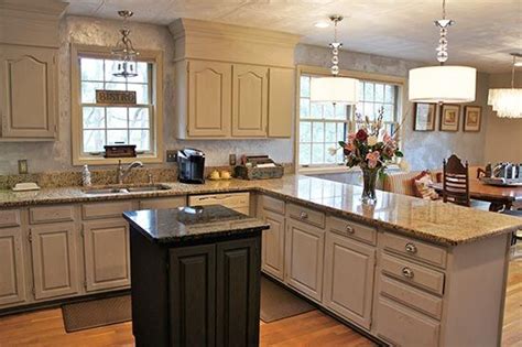 Why i loved painting my kitchen with chalk paint. Wood kitchen cabinets updated with ASCP. Chalk paint colors: half Pure White & half … | Chalk ...
