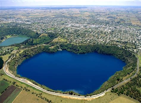 Mount Gambier Blue Lake Breakfast Included Houses For Rent In Mount