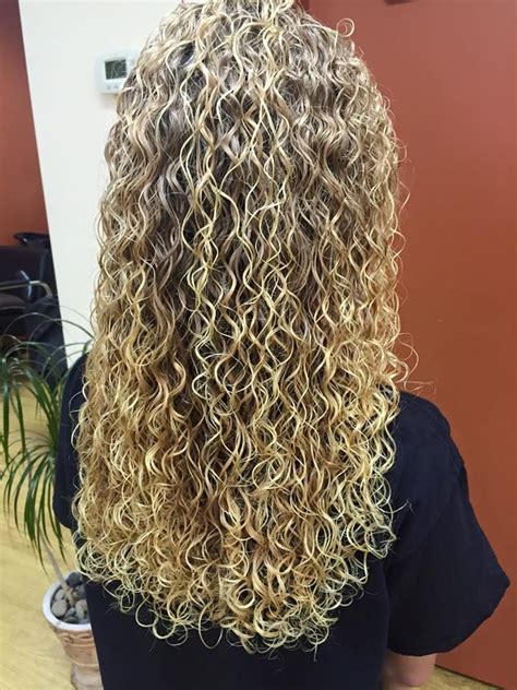 Very Beautiful Spiral Perm Spiral Perm Long Hair Long Hair Perm Curly Perm Long Curly Hair