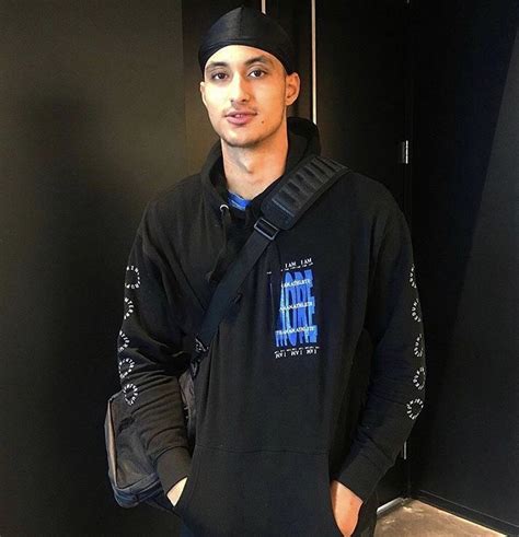 Shop for sporty jacket in india buy latest range of sporty jacket at myntra free shipping cod easy returns and exchanges. Pin by Arianna Tejeda on #0 | Nba fashion, Kyle kuzma ...