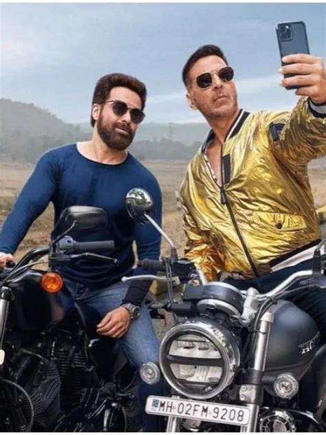 Selfiee Box Office Report Akshay Kumar Emraan Hashmi Starrer Fails