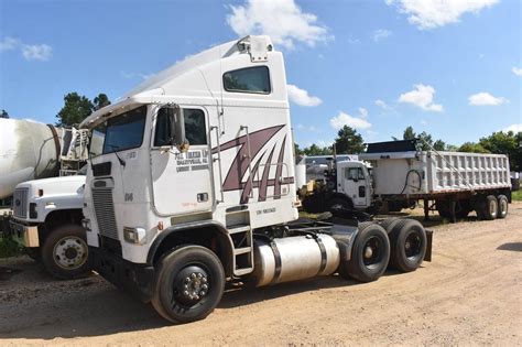 1992 Freightliner Flb112 Tandem Axle Cabover With Sleeper Detroit