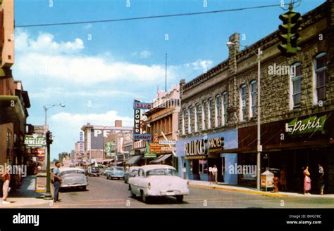 Main Street Pocatello Idaho Usa 1959 Stock Photo 28016476 Alamy