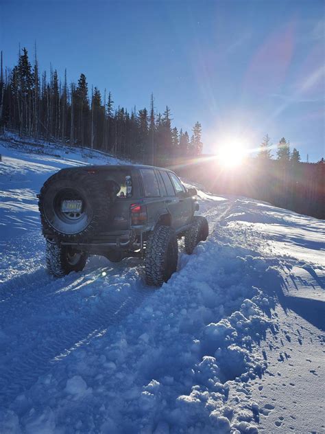 Post More Snow Wheeling Pics Jeep