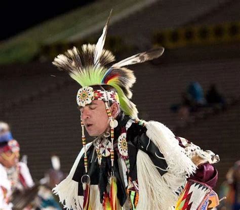 Grass Dancing Native American Grass Dancer Regalia Info And More