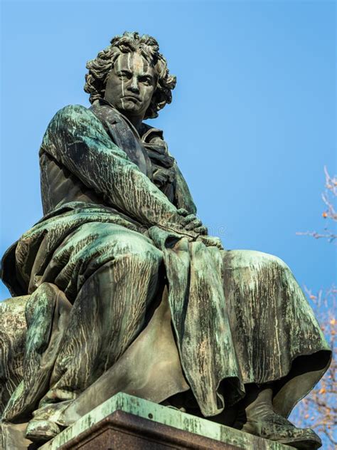 Monumento Di Ludwig Van Beethoven A Vienna Fotografia Stock Immagine