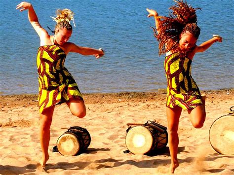 Danse Africaine Au Sénégal Arts Culture Et Traditions Pinterest