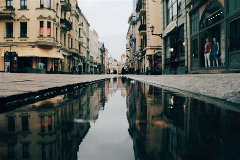 Water On Street · Free Stock Photo