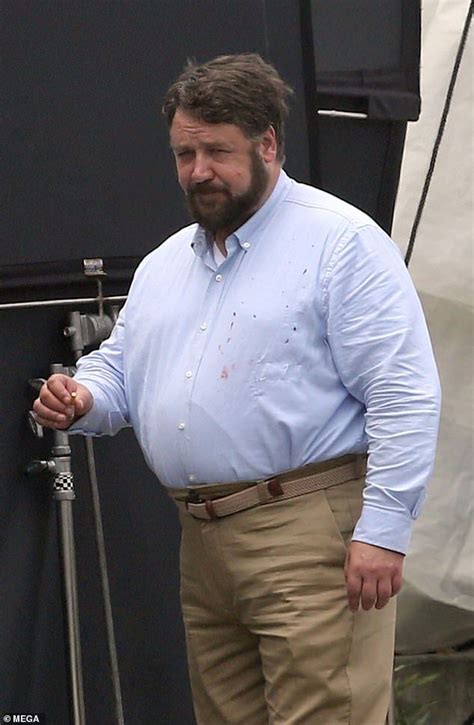 Russell Crowe Looks Unrecognisable In Fatsuit On Set Of Unhinged In Russell Crowe Movie
