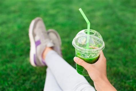 Premium Photo Young Woman Drink Smoothie Healthy Detox Outdoors