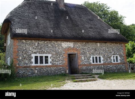 17th Century Flint And Brick House In Sussex England Stock Photo Alamy