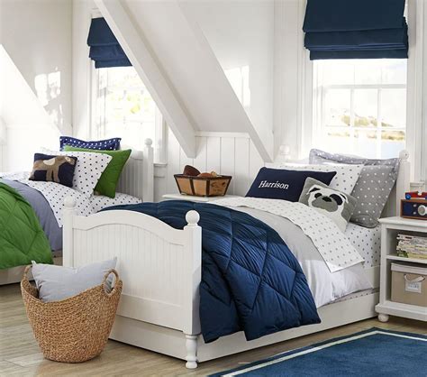 When describing this furniture brand, we think of traditional signature pieces. Catalina Bedroom Set | Pottery Barn Kids CA