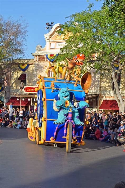 Our Friendtastic Guide To Pixar Fest At Disneyland