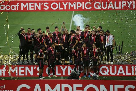 Nerede yaşadığınıza bağlı olarak bu köklü spora futbol ya da top oyunu diyebilirsiniz. Juegos De Y8 Fubol / GuatemalaTimes.com | Gato se mete al campo de juego en ... | generalwifi