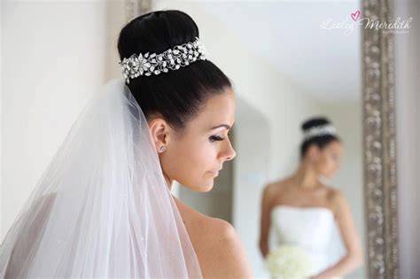 A Collection Of Modern And Marvelous Bridal Hair Accessories By Ann Mckavney Pretty Designs