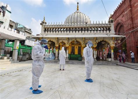 Hazrat Nizamuddin Dargah Reopens For Devotees In Delhi Photos Hd