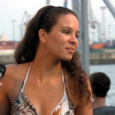 Als tochter eines ägyptischen vaters und einer deutschen mutter wurde nina maleika in hamburg geboren. nina maleika (@ninamaleika) | Twitter