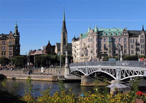 Consulta todos los costes, precios, salarios e índices para conocer suecia (suecia) tanto si vas de viaje, por trabajo, para vivir, vacaciones o por curiosidad. Estocolmo, na Suécia, uma viagem com charme