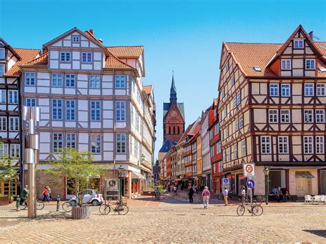 Hannover's historic Old Town | Shopping | Culture ...