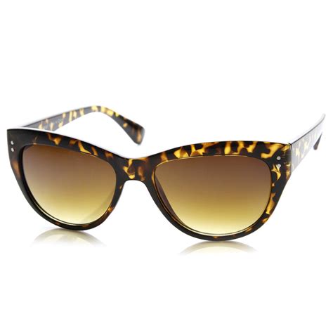 Womens Retro Riveted Cat Eye Sunglasses 8996 Zerouv