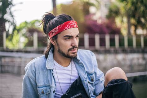How To Wear A Bandana On Long Hair Mens Ultimate Guide