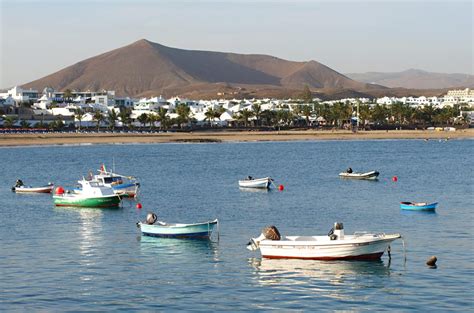 Upptäck Teguise på Lanzarote del sportiga Costa Teguise