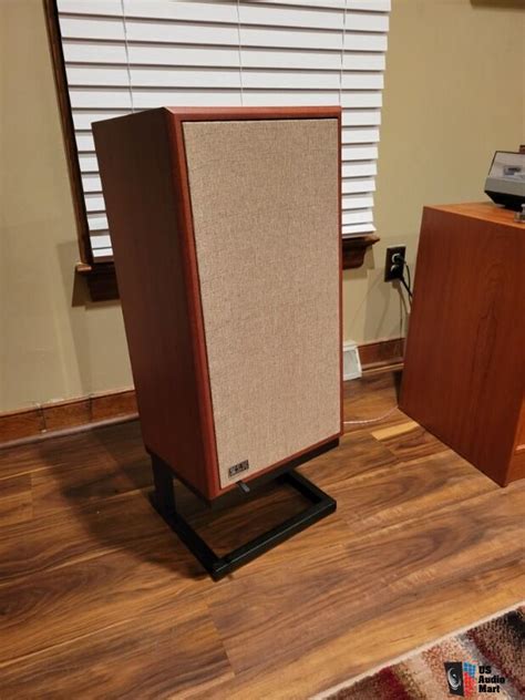 The New Klh 5 Speakers In African Mohagany Cabinets With Factory Stands