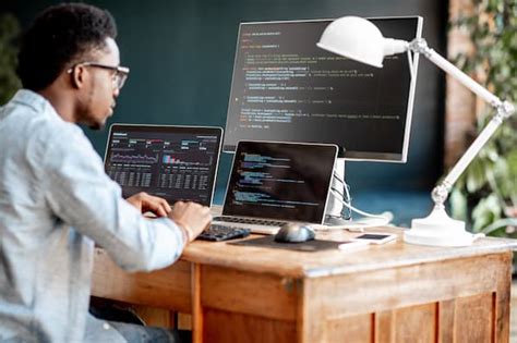 How to develop an app: How, Where, & When to Find an App Developer for Your Business